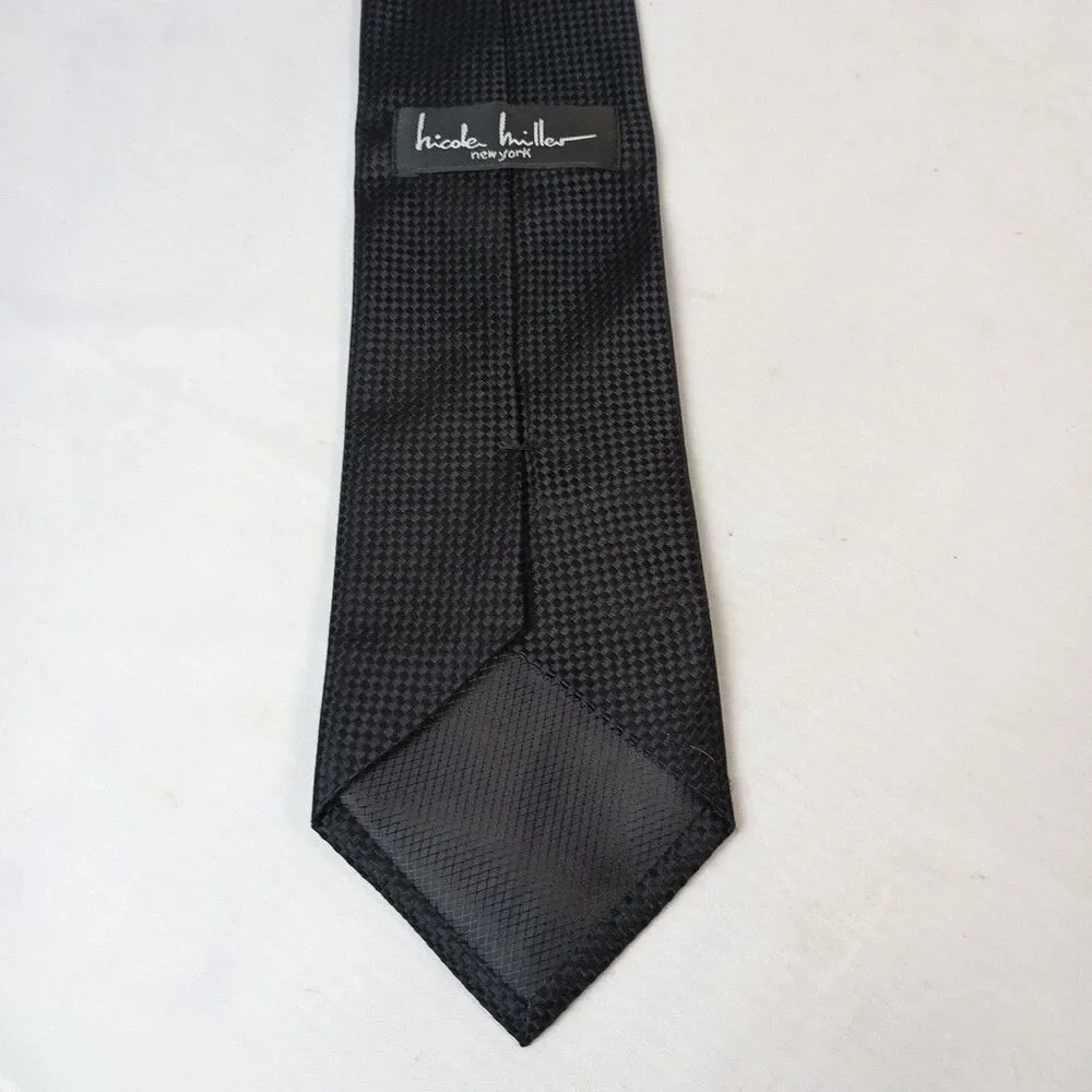 Nicole‎ Miller NY Tie Classic Black Geometric Weave All Silk 58